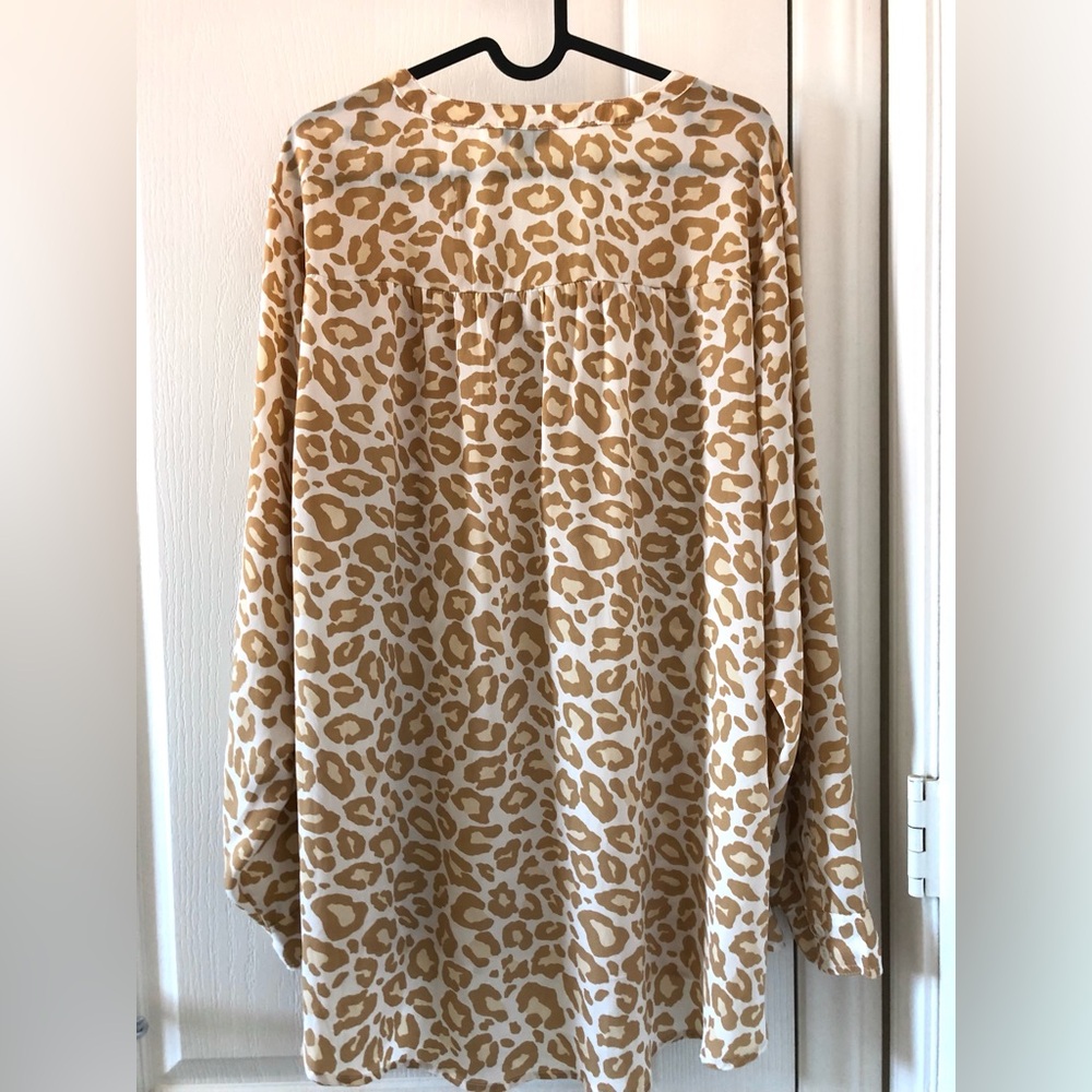 Torrid Leopard Print Blouse - Tan and Cream - Picture 4 of 4